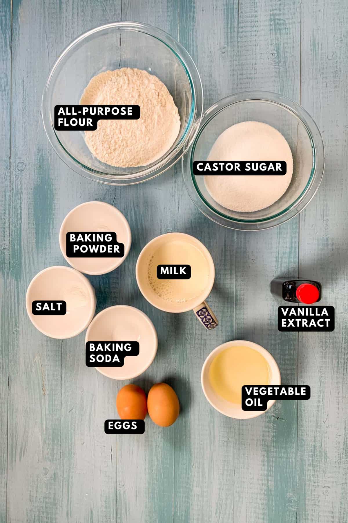 ingredients list for vanilla cupcakes with oil.