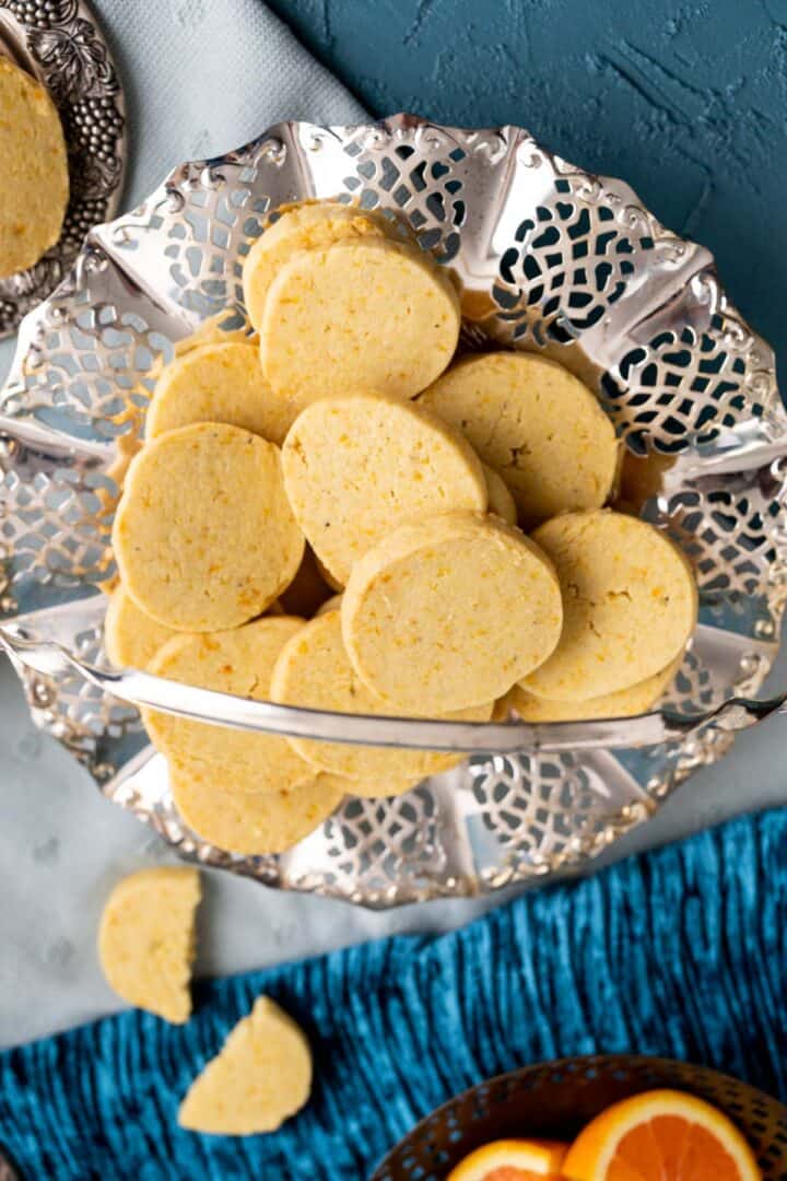 over the top shot of the orange shortbread cookies.