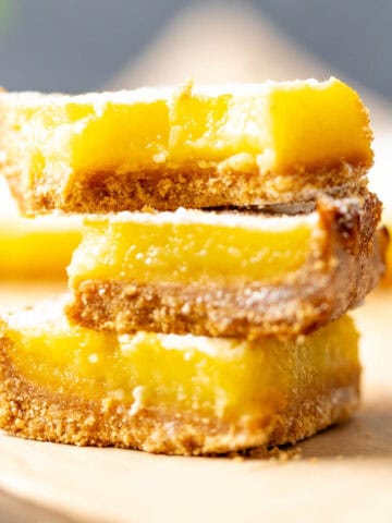 featured picture for lemon bars.